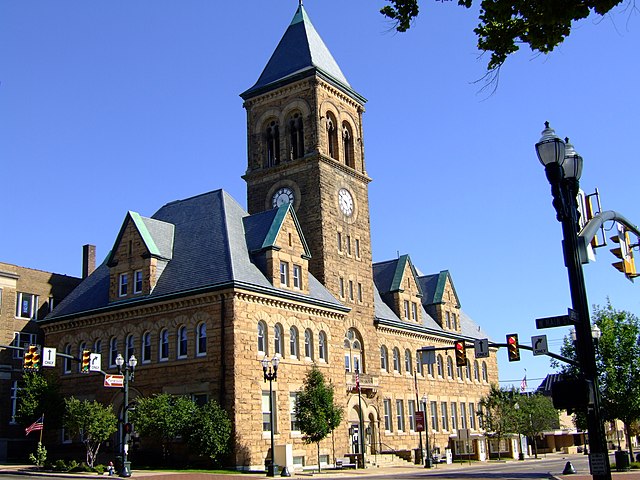 Romanesque Building in Lancaster Ohio